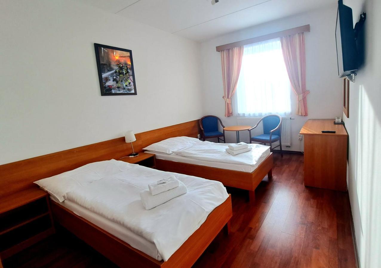 Hasicsky Hotel Přibyslav Exteriör bild